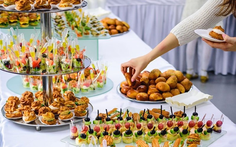 tiec-finger-food