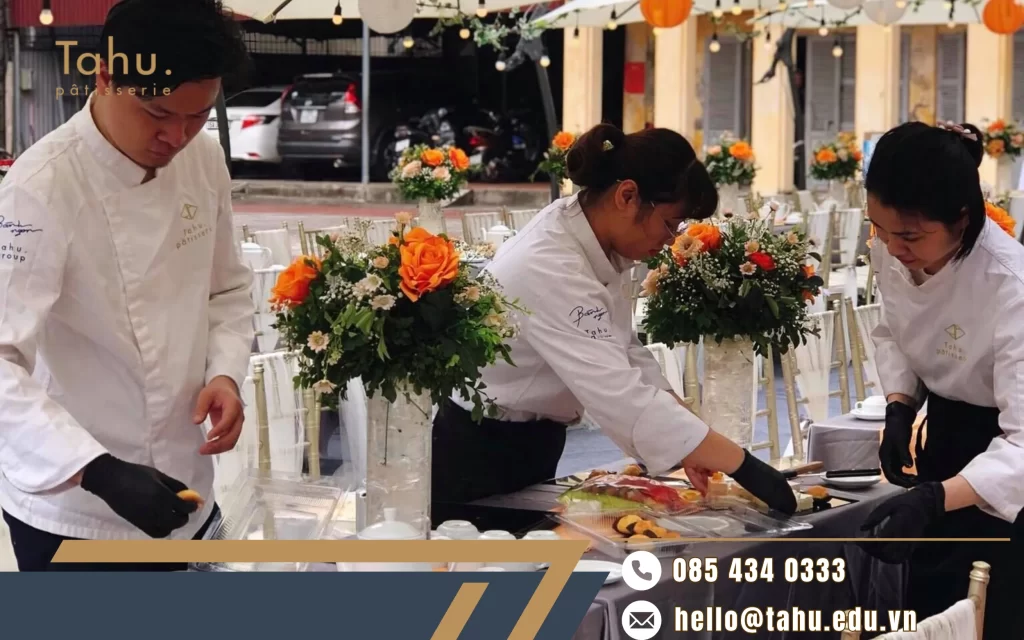 Tahu Catering là đơn vị có hơn 10 năm kinh nghiệm trong việc tổ chức tiệc cưới buffet