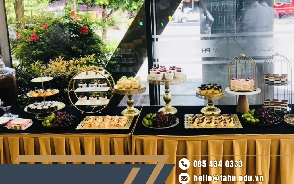 Tahu Catering là đơn vị tổ chức tiệc họp báo chuyên nghiệp, thường xuyên cập nhật xu hướng mới 