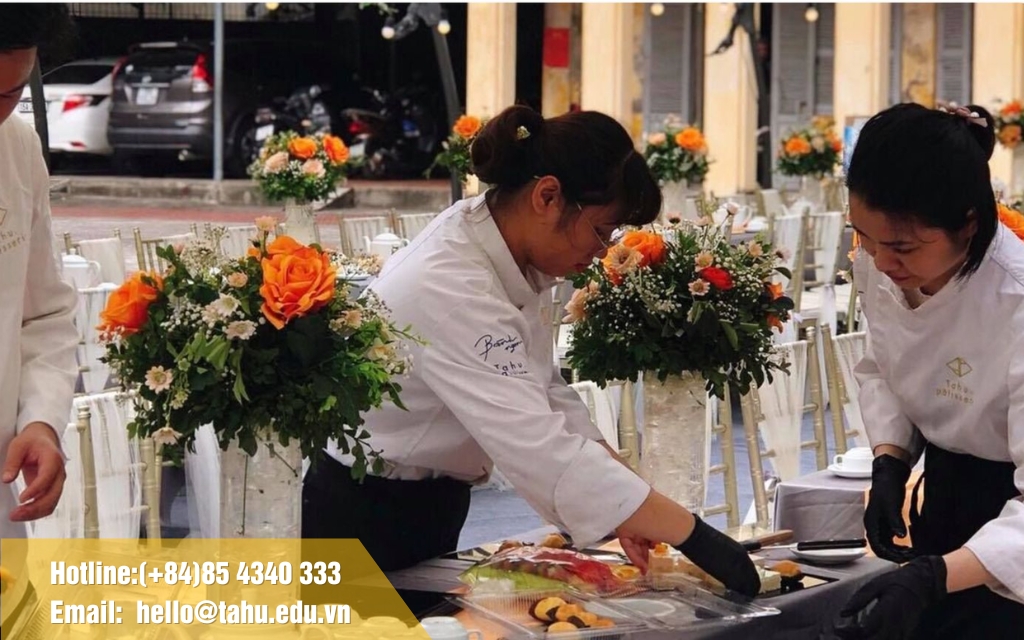 So sánh giá từ nhiều đơn vị đặt BBQ tiệc nướng ngoài trời