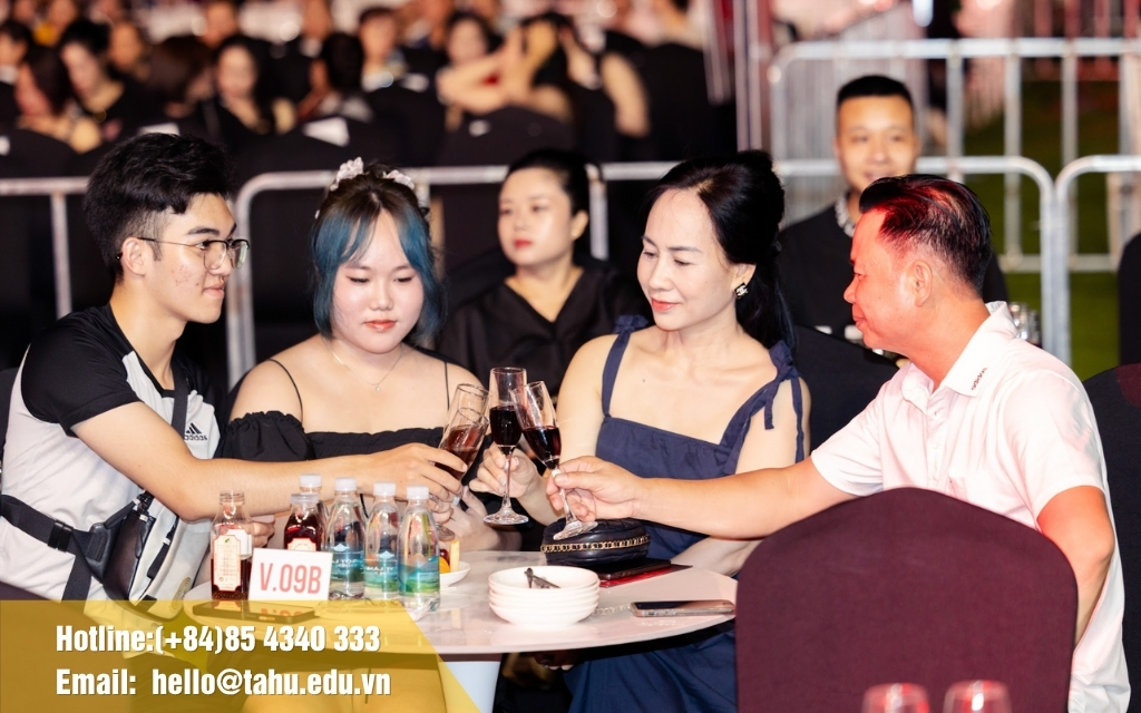 Lên concept và chủ đề tiệc phù hợp