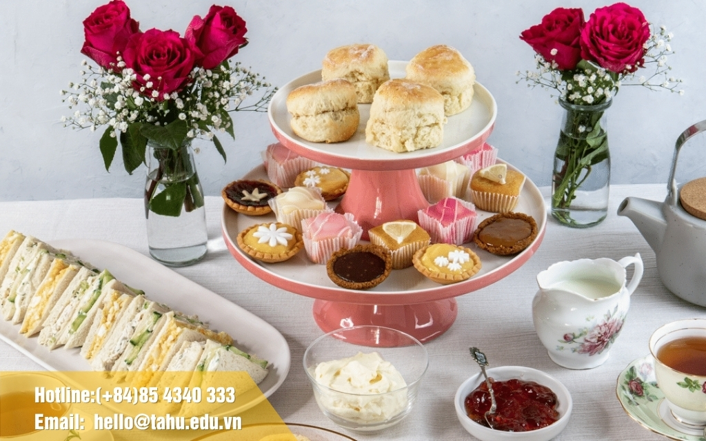 Set tiệc trà tiết kiệm từ 150.000vnđ/khách