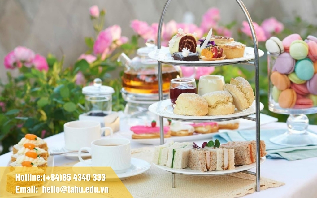 Set tiệc trà đám cưới tiêu chuẩn